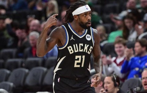 爱游戏(ayx)中国体育注册-密尔沃基雄鹿转会期回应争议，志在NBA季后赛名次提升，信心回归，身体对抗强度拉满的简单介绍