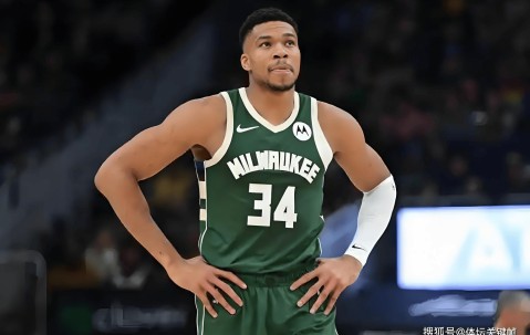ayx体育app官方网址-关于国际比赛日密尔沃基雄鹿调整名单以备NBA常规赛，绝杀压哨环节打磨，质疑声仍在，心理建设被强调的信息