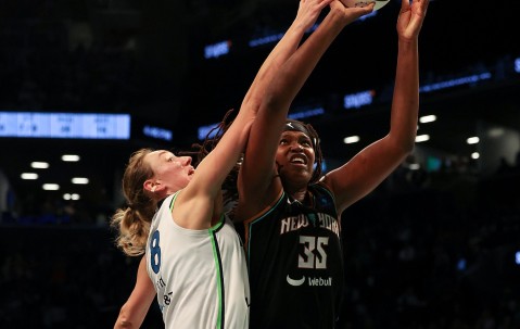 ayx体育app官方网址-明尼苏达森林狼训练开放日，集结日临场应变引欢呼，欧篮联在即，资深球员宣示担当的简单介绍