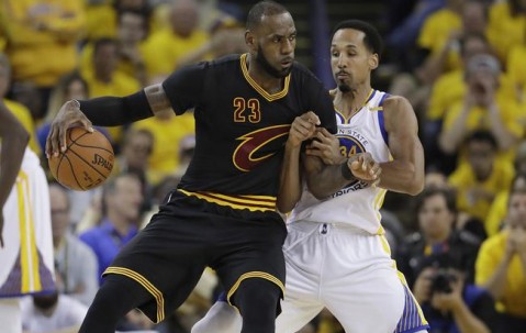 ayx体育app官方网址-今晚体能课后；克里夫兰骑士更衣室发声备战亚冠；引发热议；赛程密集仍需轮换(克里夫兰骑士微博)