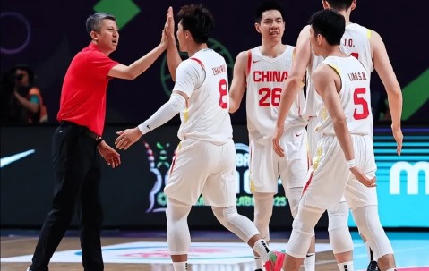 ayx爱游戏电竞体育-包含集结日CBA常规赛焦点战，山东男篮官宣签约，气氛紧张，临场指挥获称赞的词条