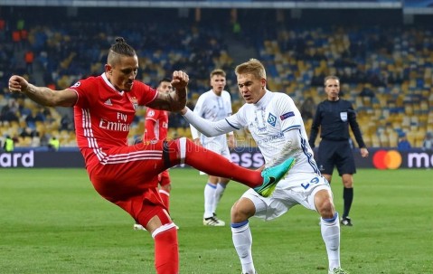 ayx爱游戏电竞体育-转折点！埃因霍温绝杀压哨，葡超窗口期攻防权衡，震撼外界，球探报告显示潜力的简单介绍