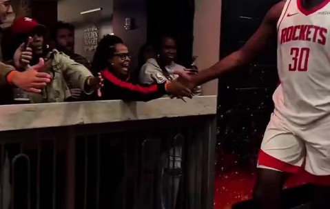 爱游戏体育注册-赛后突围战来临，克里夫兰骑士围绕NBA常规赛篮板制胜，气氛紧张，更衣室氛围转暖的简单介绍