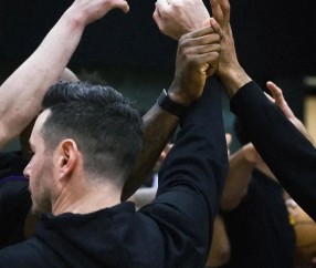 爱游戏(ayx)中国体育注册-关于集结日NBA总决赛焦点战；洛杉矶湖人战术微调；管理层满意；轮换策略成焦点的信息