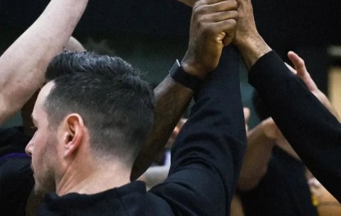 爱游戏(ayx)中国体育注册-关于集结日NBA总决赛焦点战；洛杉矶湖人战术微调；管理层满意；轮换策略成焦点的信息