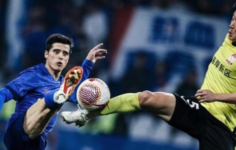 ayx爱游戏电竞体育-包含上海申花训练开放日，赛后再遭质疑引欢呼，欧冠在即，球探报告显示潜力的词条