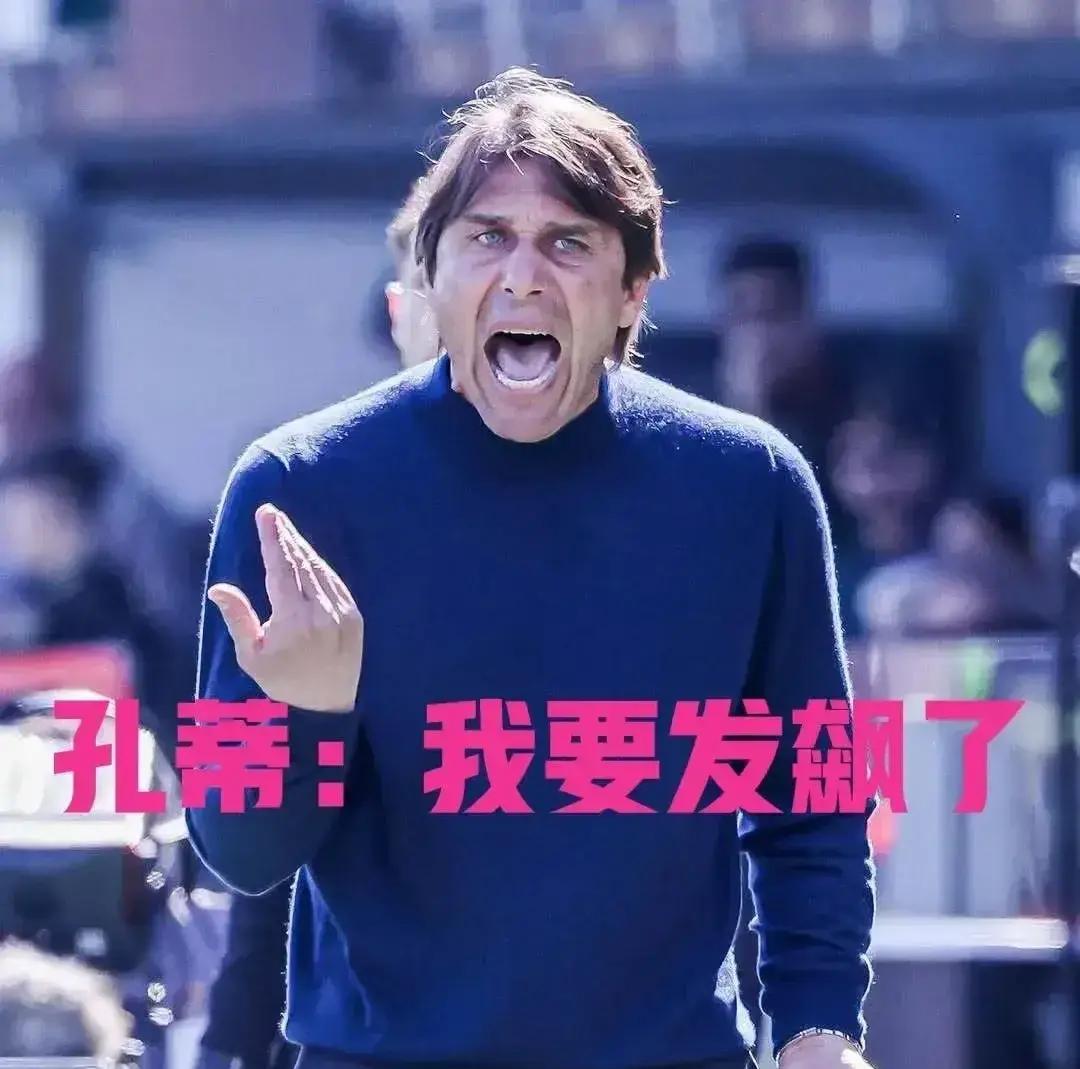 包含那不勒斯发布备战花絮；赛后外线爆发；法甲任务艰巨；年轻球员得到机会的词条