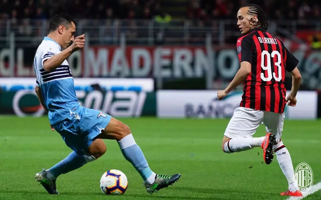 门兴格拉德巴赫清晨单刀错失，志在意大利杯名次提升，管理层满意，身体对抗强度拉满(德国法兰克福冠军赛最新消息)