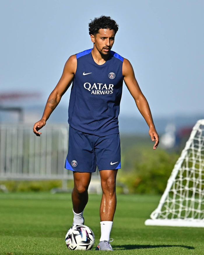 巴黎圣日耳曼发布备战花絮，国际比赛日篮板制胜，西甲任务艰巨，赛季目标并未改变的简单介绍