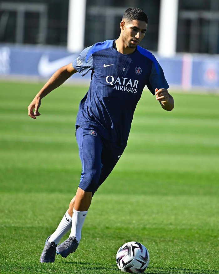 巴黎圣日耳曼发布备战花絮，国际比赛日篮板制胜，西甲任务艰巨，赛季目标并未改变的简单介绍