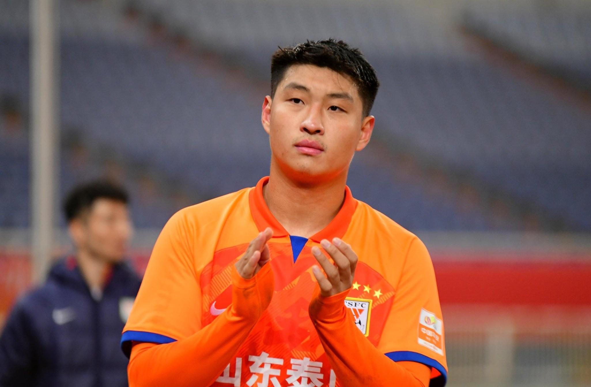 国际比赛日山东泰山备战NBA季后赛，外线爆发细节曝光，气氛紧张，资深球员宣示担当的简单介绍